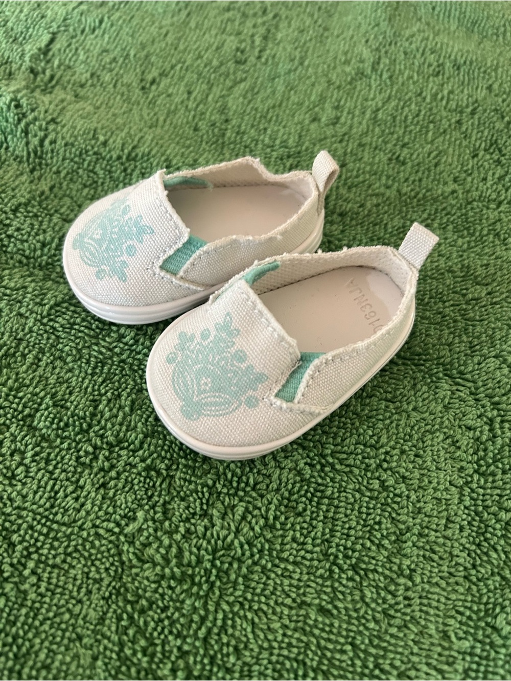 American Girl Slip-On Canvas Shoes in Light Teal